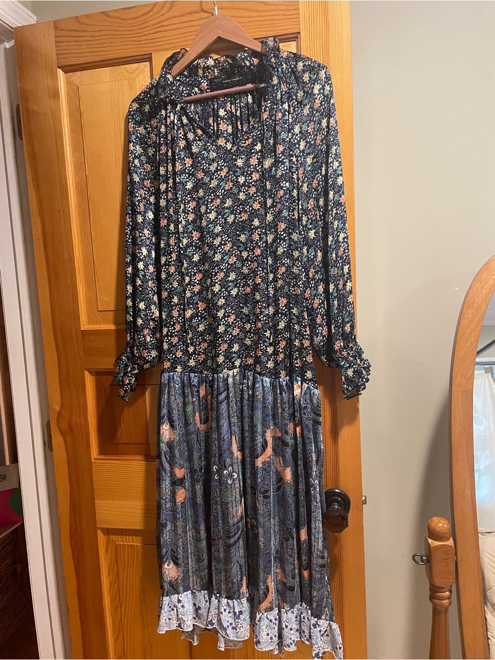 Long Sleeve Floral Tiered Midi Dress in Black Multi